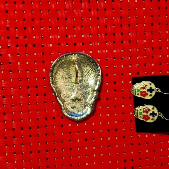 Sugar Skull Slider and Earrings Set - Picture 4 of 4